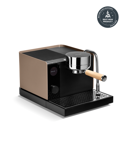 Fellow Espresso Series 1 in Malted Chocolate + Maple—easy, consistent espresso for beginners.